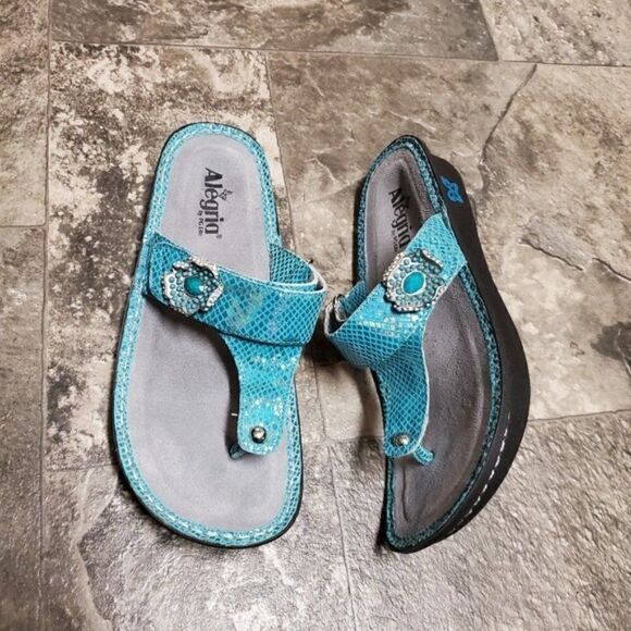 Alegria Carina Turquoise Aloha Mermaid Shimmer Floral Flip Flop Comfort Sandals - Picture 2 of 10